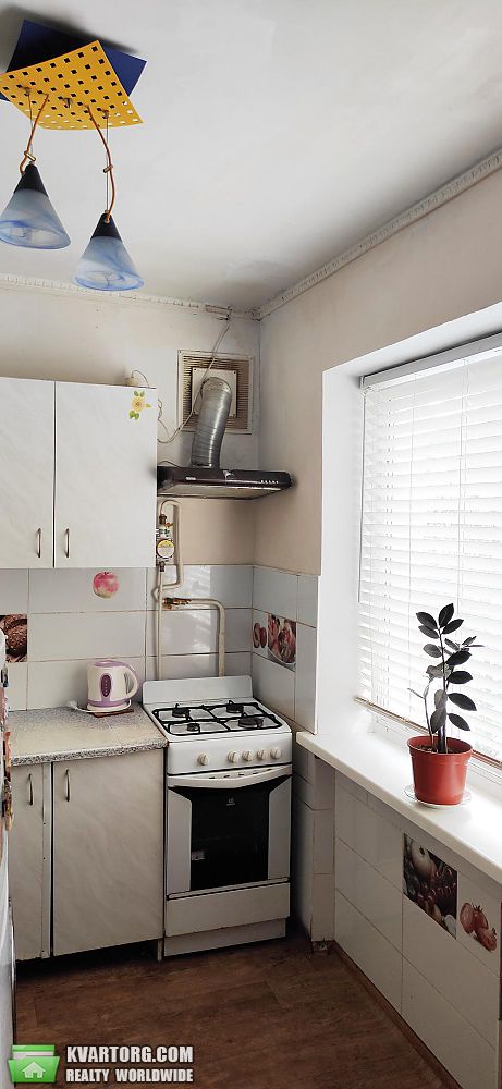 Sell 2-room apartment. Киев,  Салютная — photo 7