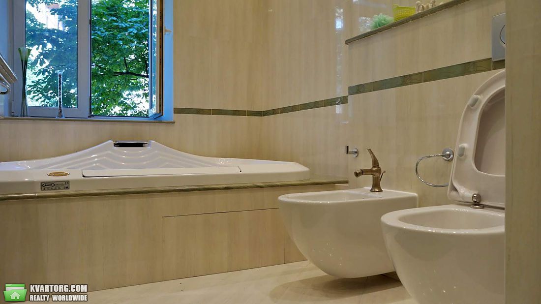 Rent out 3-room apartment. Киев, Владимирская — photo 8