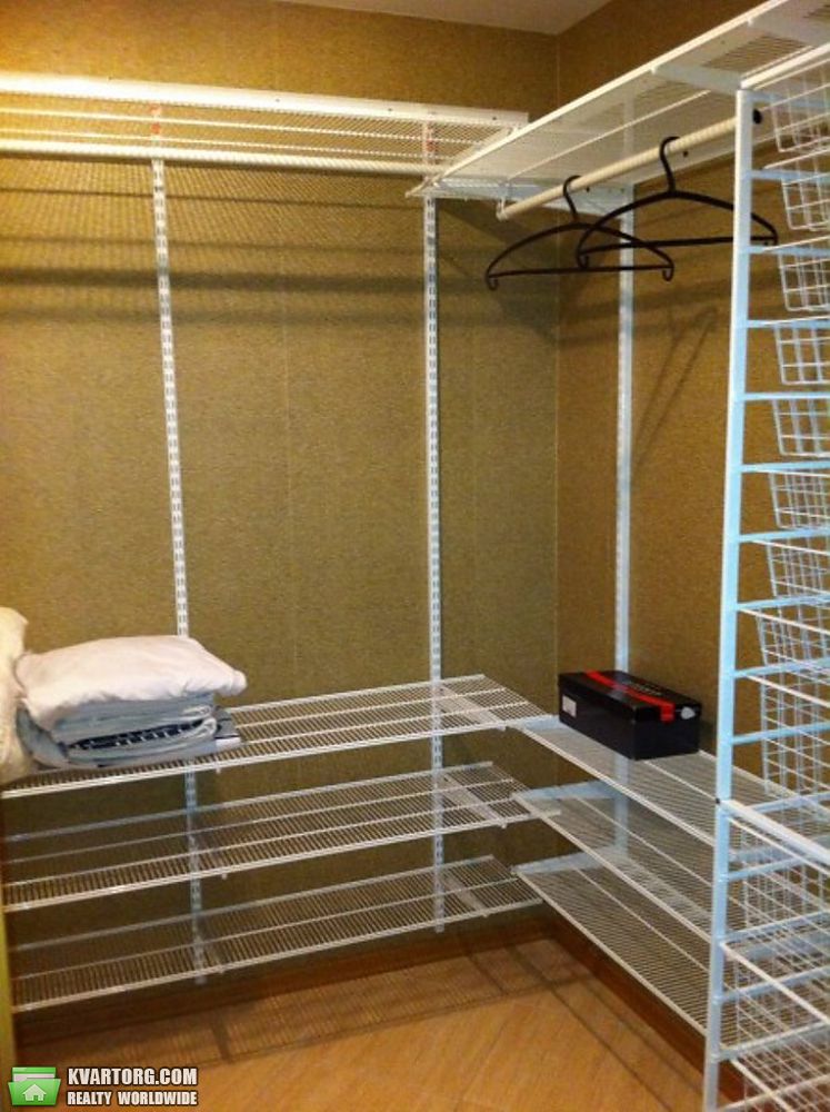 Rent out 2-room apartment. Киев,  Жилянская — photo 7