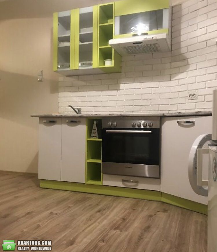 Rent out 1-room apartment. Киев,  Ломоносова — photo 2