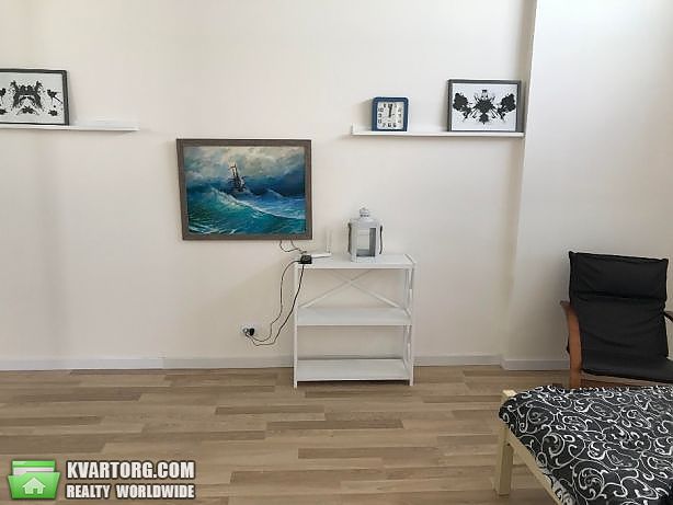 Rent out 1-room apartment. Киев,  Урловская — photo 8