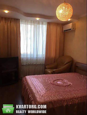Rent out 1-room apartment. Киев,  Невская — photo 2