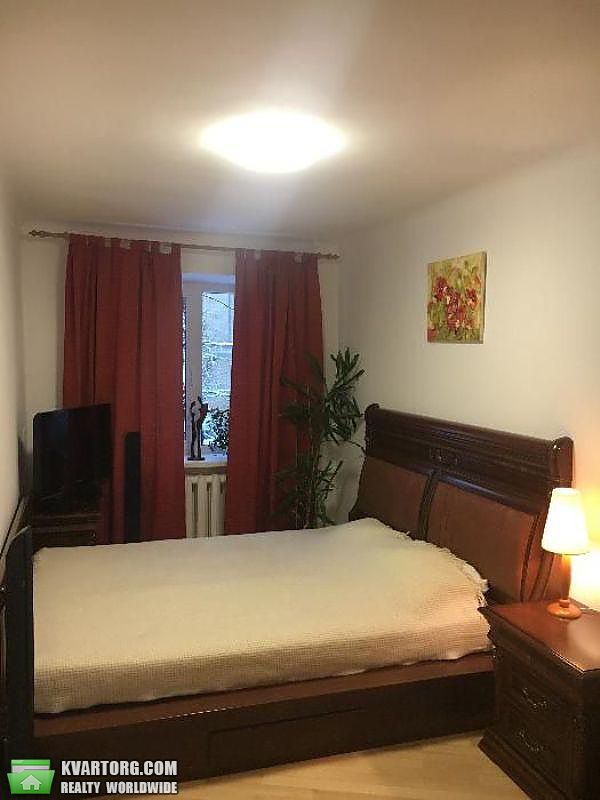 Rent out 3-room apartment. Киев,  Московская — photo 3