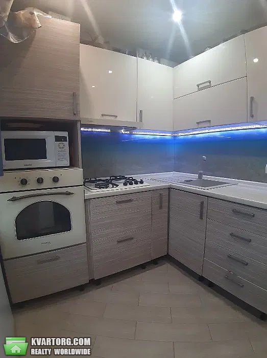 Sell 3-room apartment. Киев,  Ушакова — photo 1