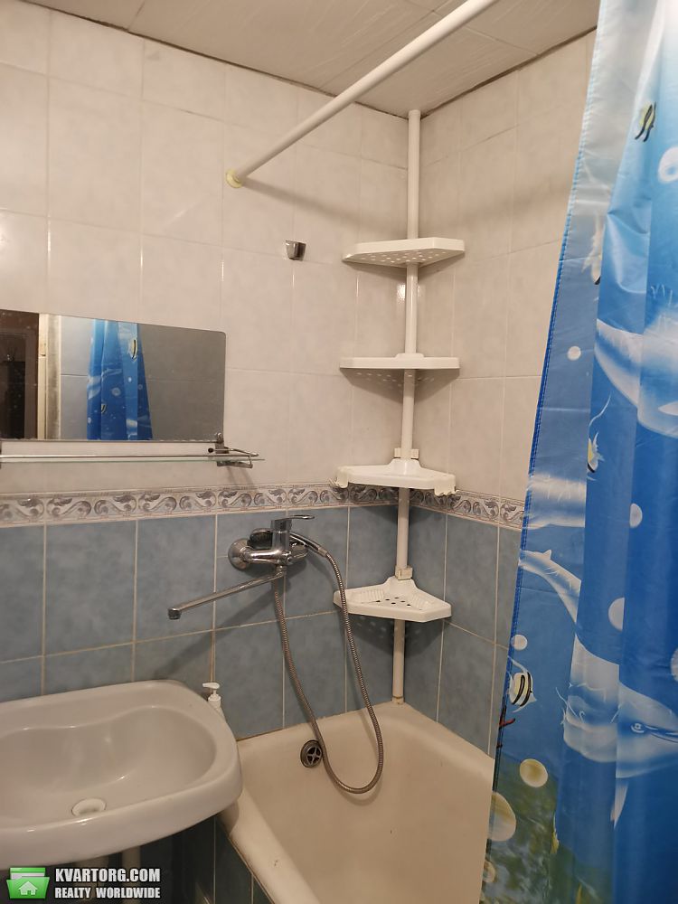 Rent out 1-room apartment. Киев,  Голосеевский пр — photo 9