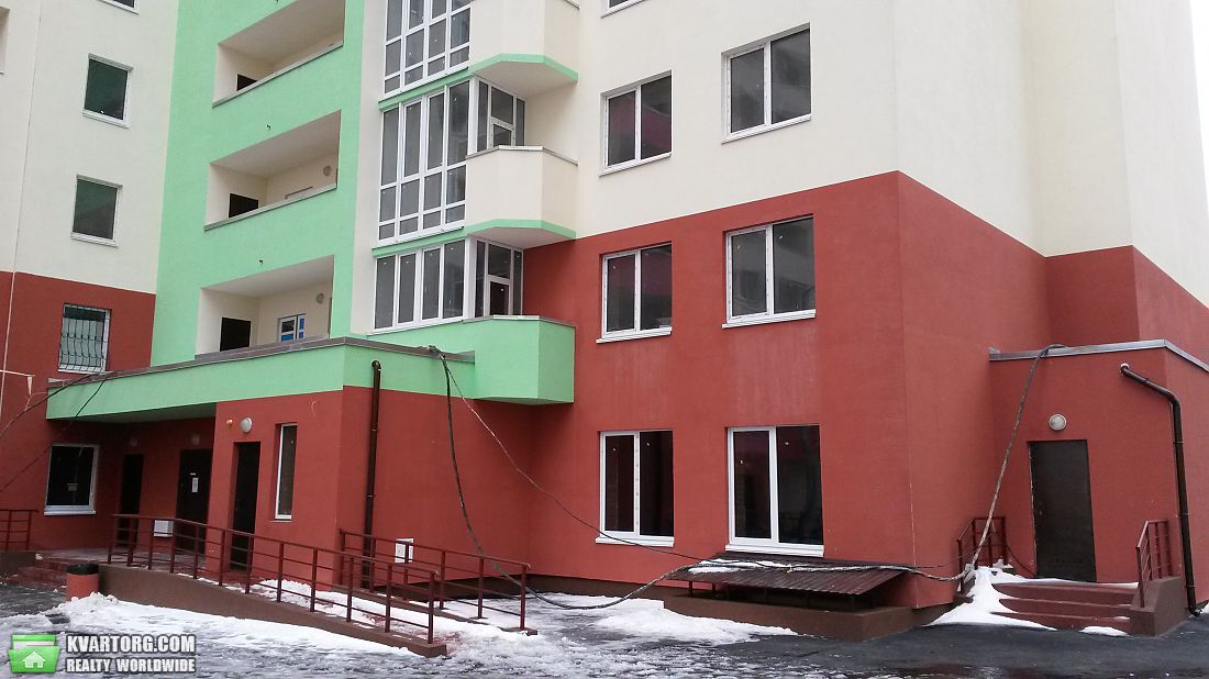 Sell 3-room apartment. Киев, Комбинатная — photo 1