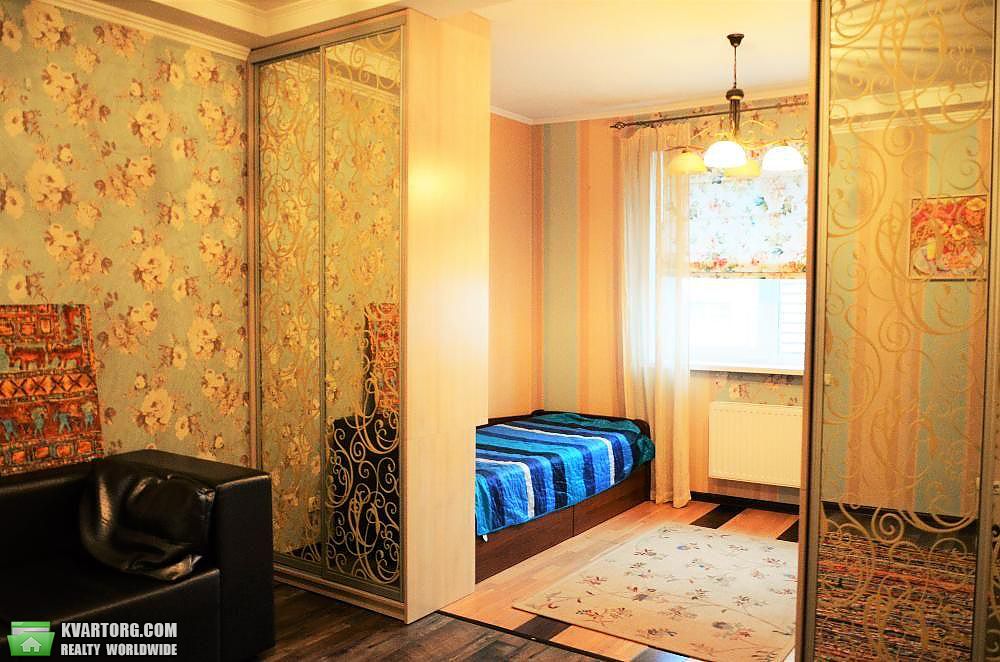 Rent out 2-room apartment. Киев,  Голосеевская — photo 5