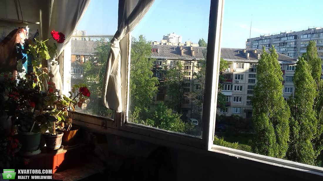 Sell 3-room apartment. Киев,  Харьковское шоссе — photo 8