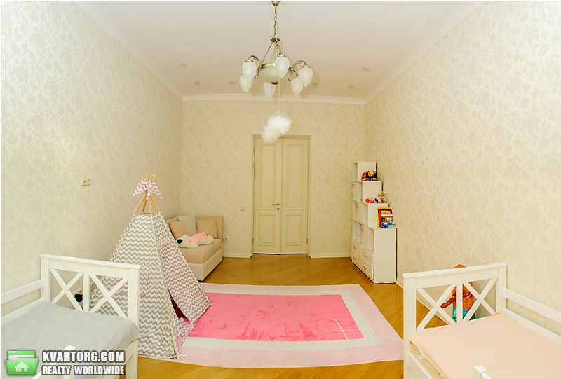 Rent out 4-room apartment. Киев,  Институтская — photo 6