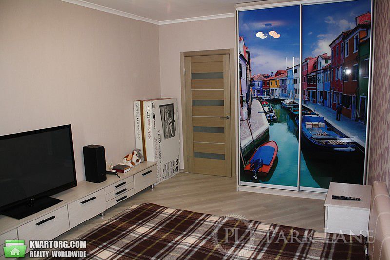 Sell 3-room apartment. Киев, Урловская — photo 1