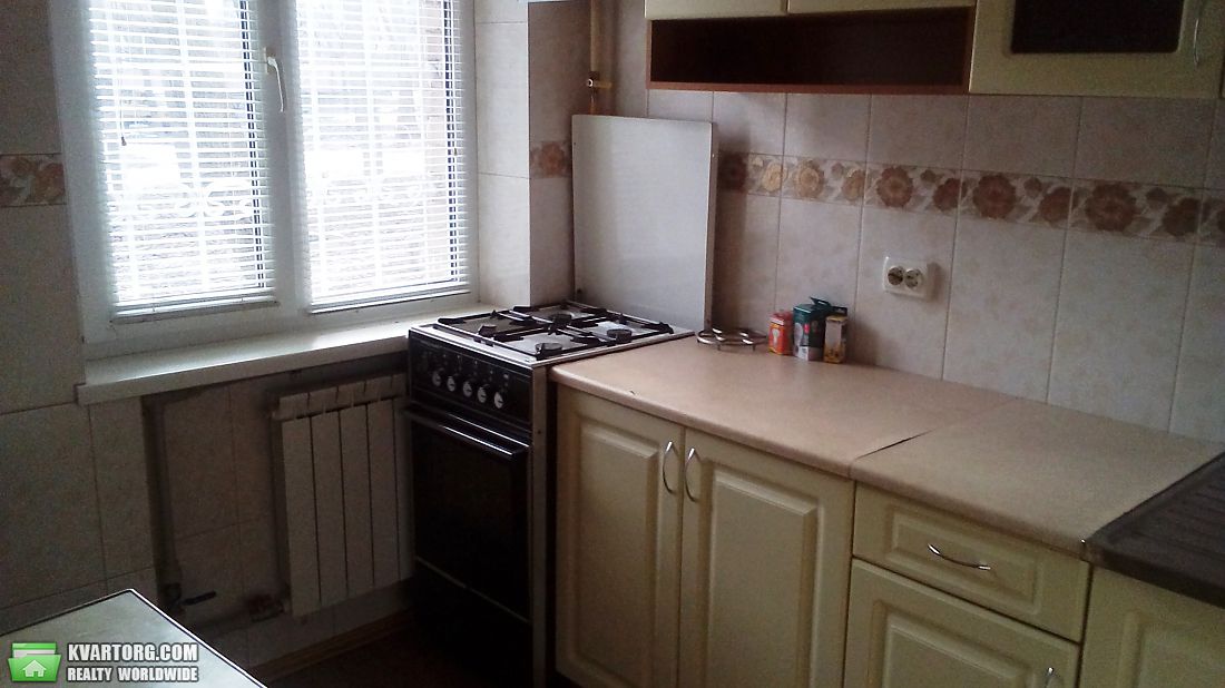 Rent out 2-room apartment. Киев, Телиги — photo 1