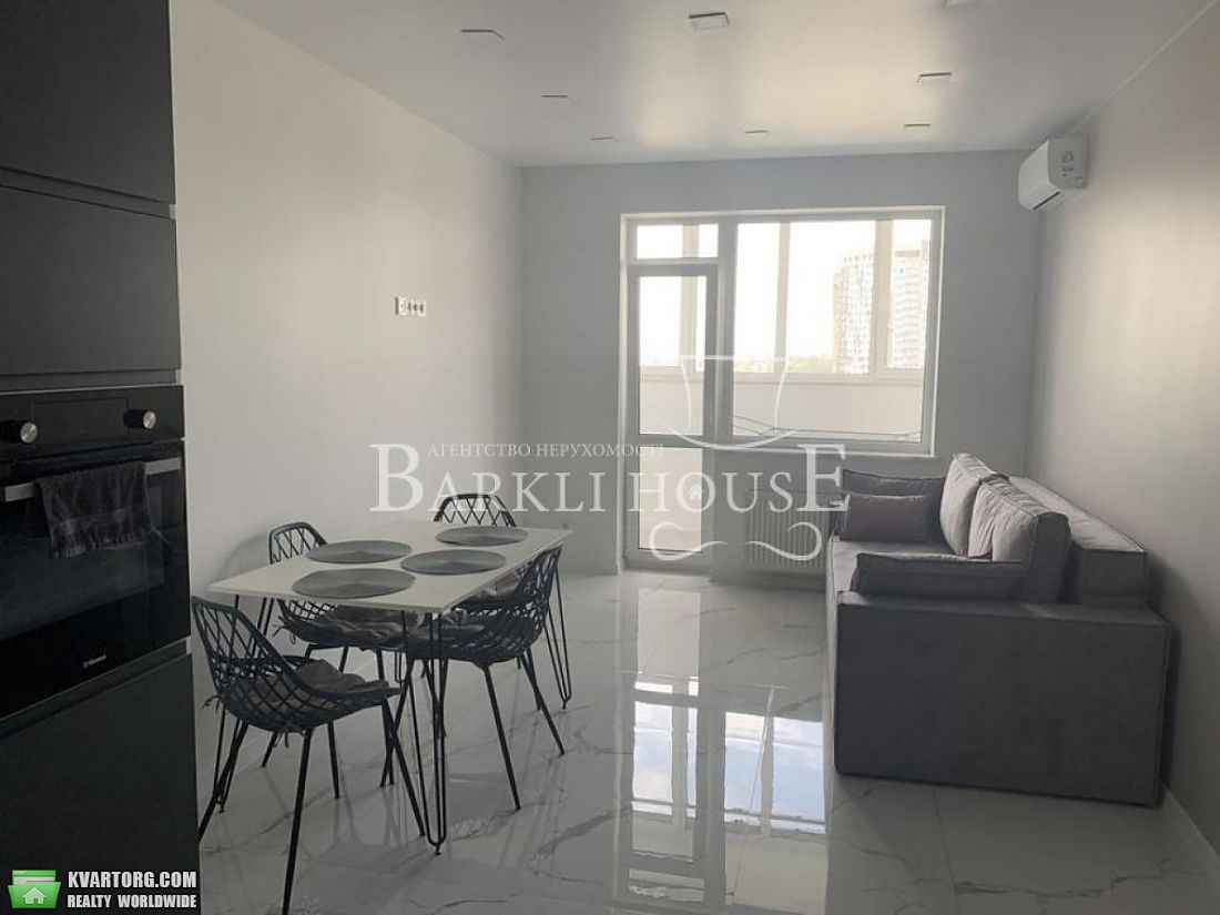 Rent out 2-room apartment. Киев,  Победы пр — photo 1
