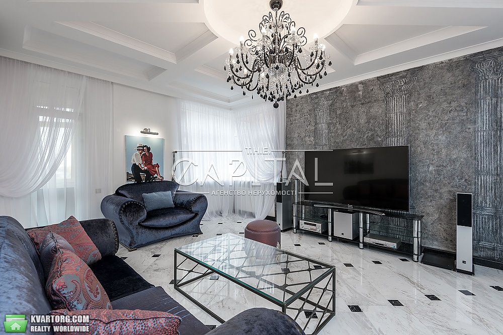 Sell 4-room apartment. Киев,  Старонаводницкая — photo 1