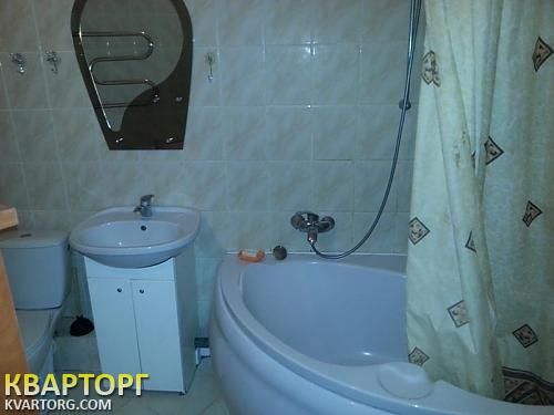 Rent out 2-room apartment. Киев,  Тимошенко маршала — photo 1