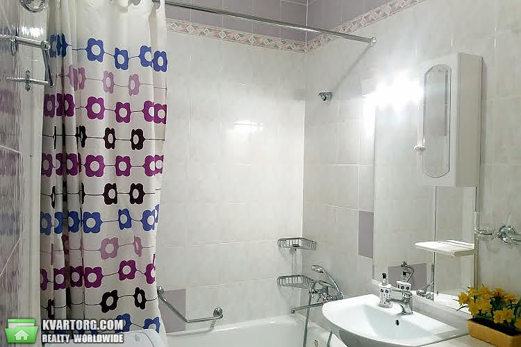 Rent out 2-room apartment. Киев,  Эспланадная — photo 7
