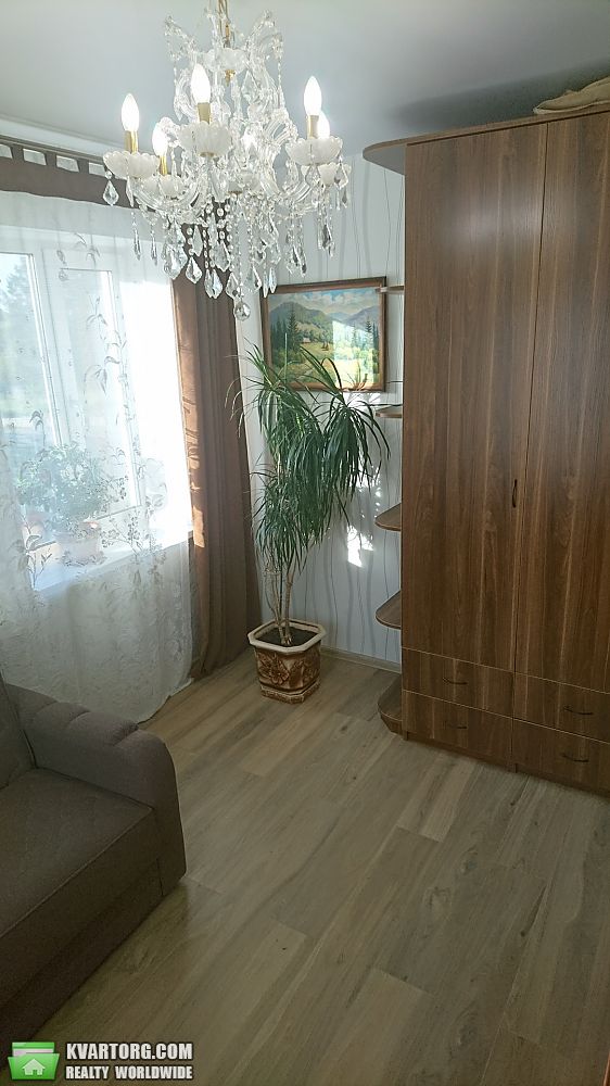 Sell house. Киевская обл.,  Амосова — photo 9