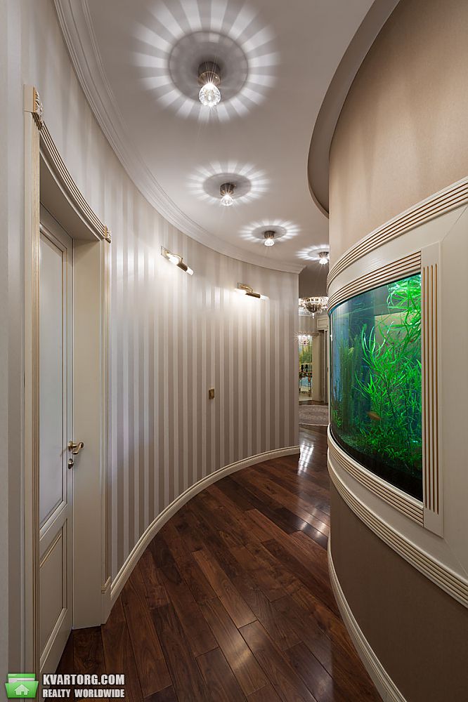 Sell 4-room apartment. Киев,  Щорса — photo 9