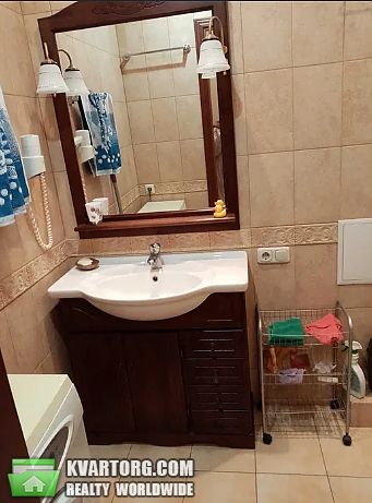 Rent out 2-room apartment. Киев,  Шелковичная — photo 9