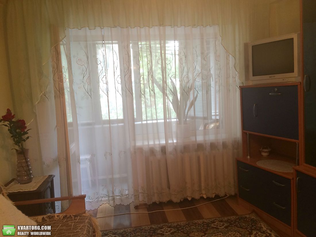 Rent out 1-room apartment. Киев, проспект Победы — photo 3