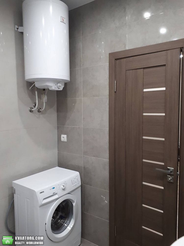 Rent out 2-room apartment. Киев,  Ломоносова — photo 8