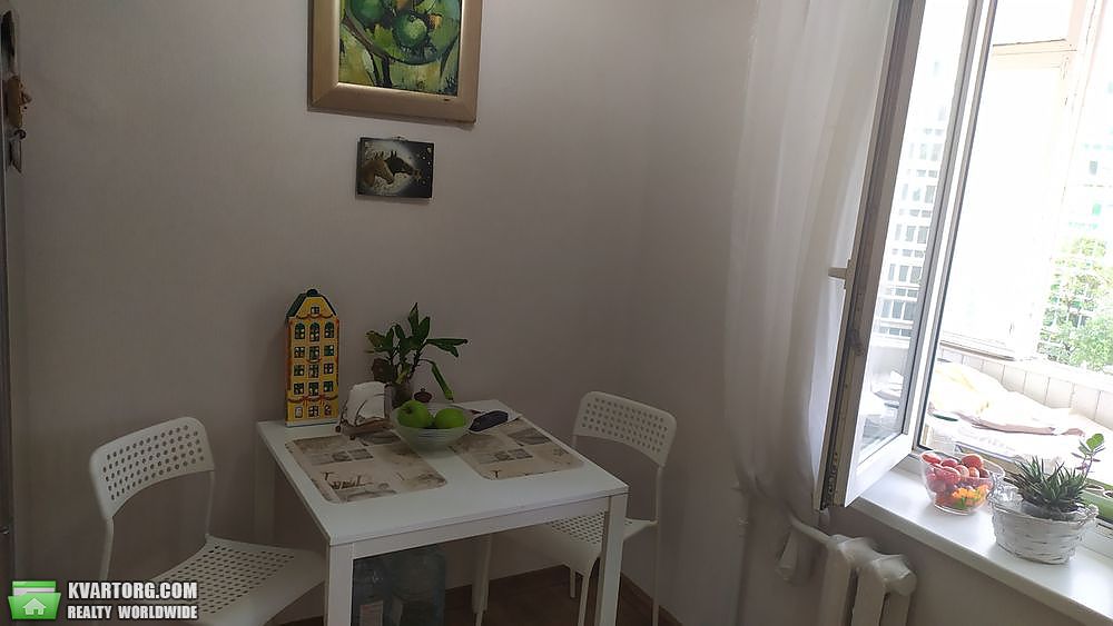 Sell 2-room apartment. Киев,  Энтузиастов — photo 4