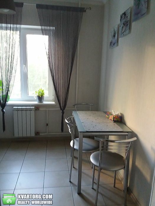 Sell 2-room apartment. Киев, Радужная — photo 2