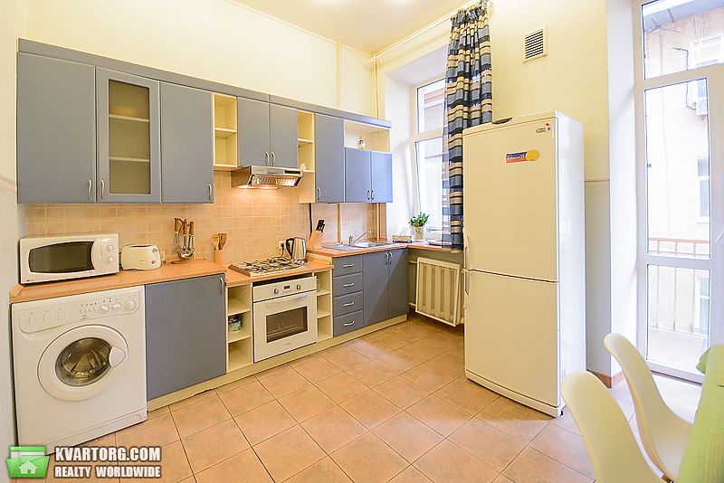 Rent out 3-room apartment. Киев,  Малая Житомирская — photo 4
