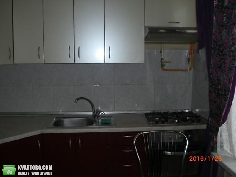 Sell 3-room apartment. Киев,  Приозерная — photo 1