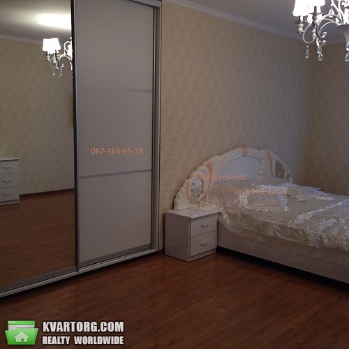 Rent out 2-room apartment. Одесса, Дерибасовская — photo 2