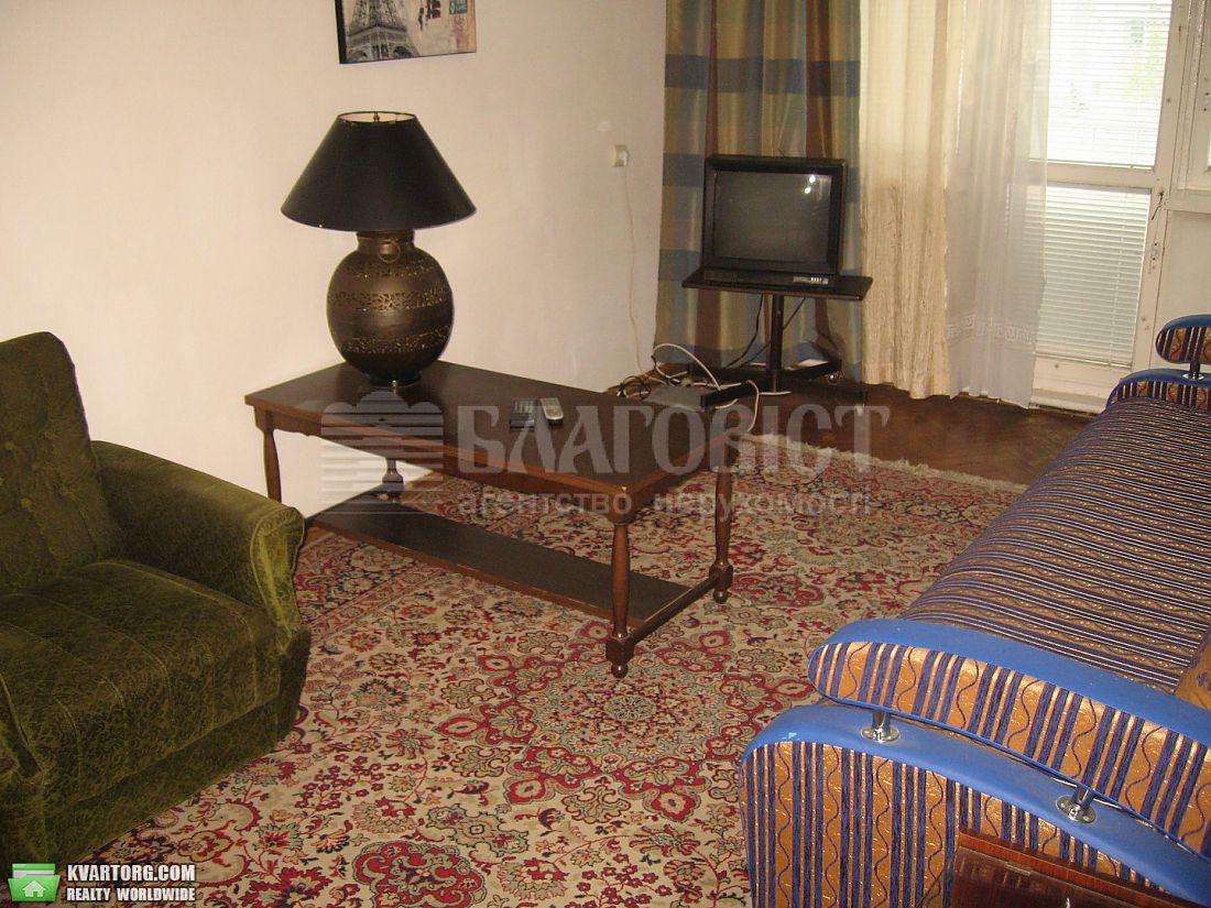 Rent out 3-room apartment. Киев,  Мечникова — photo 1