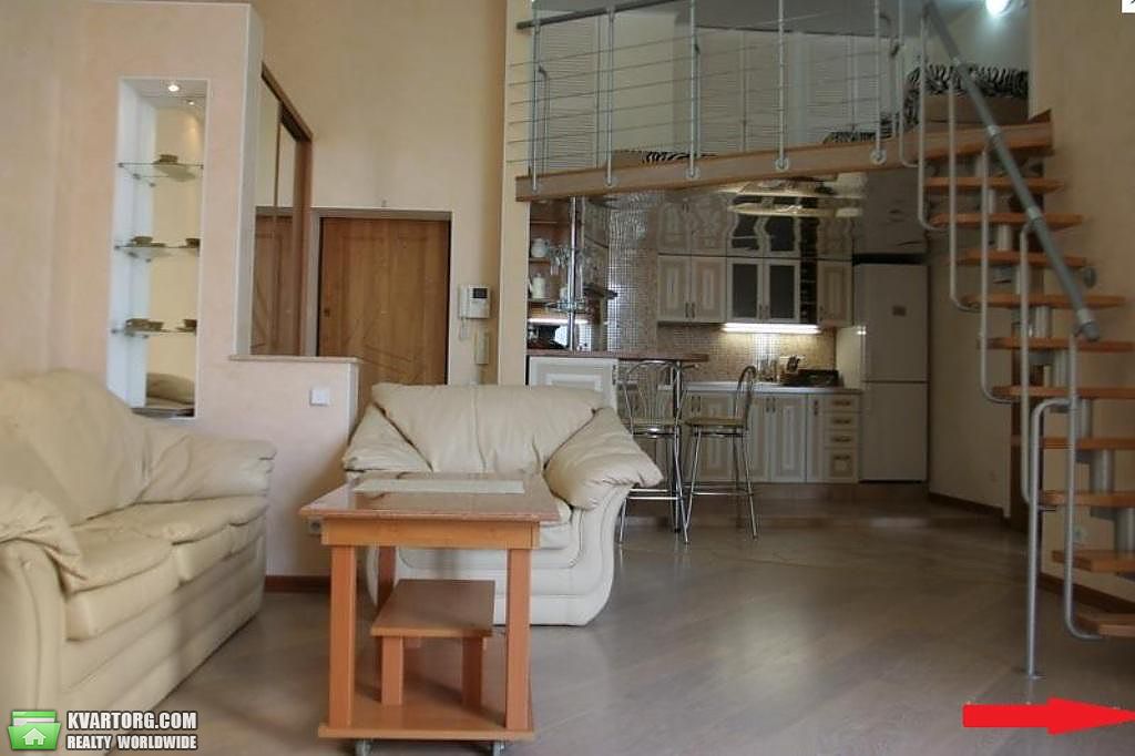 Rent out 2-room apartment. Киев,  Михайловский пер — photo 4