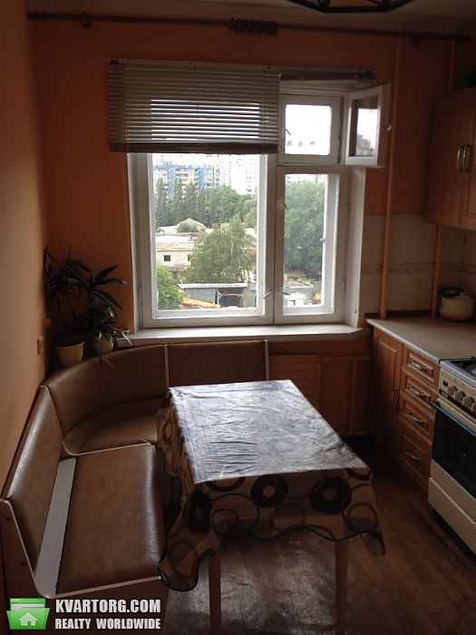 Rent out 2-room apartment. Киев, Майорова — photo 2