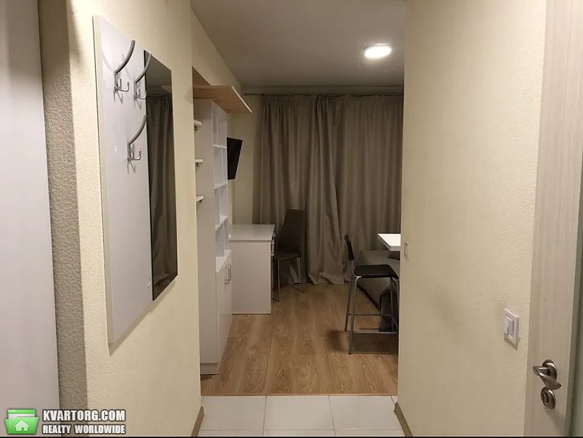 Rent out 1-room apartment. Киев,  Машиностроительная — photo 8