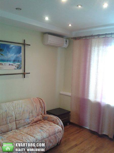 Rent out 2-room apartment. Киев, Братиславская — photo 1