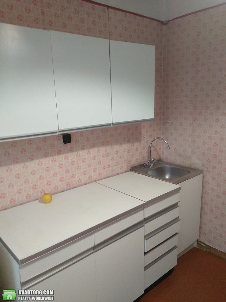 Rent out 1-room apartment. Киев,  Героев Днепра — photo 2