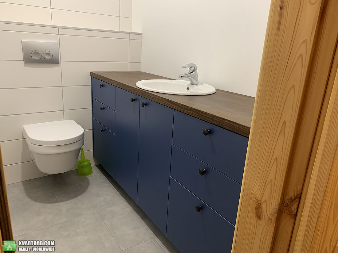 Rent out 3-room apartment. Киевская обл., Першотравнева — photo 8