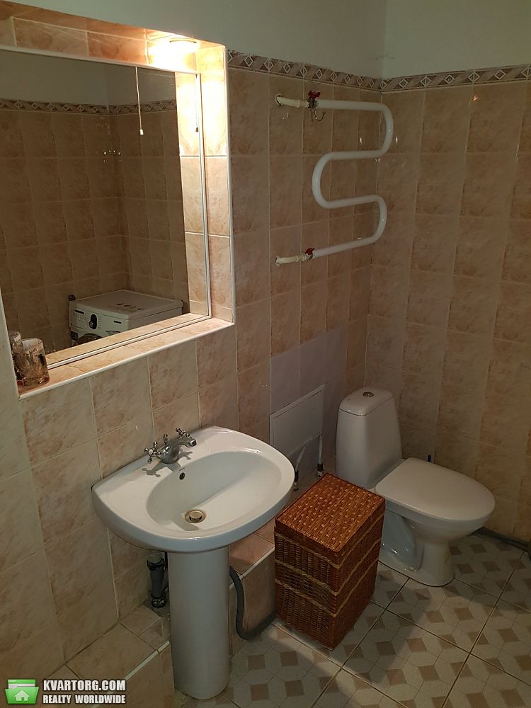 Rent out 1-room apartment. Киев, Лаврська — photo 6