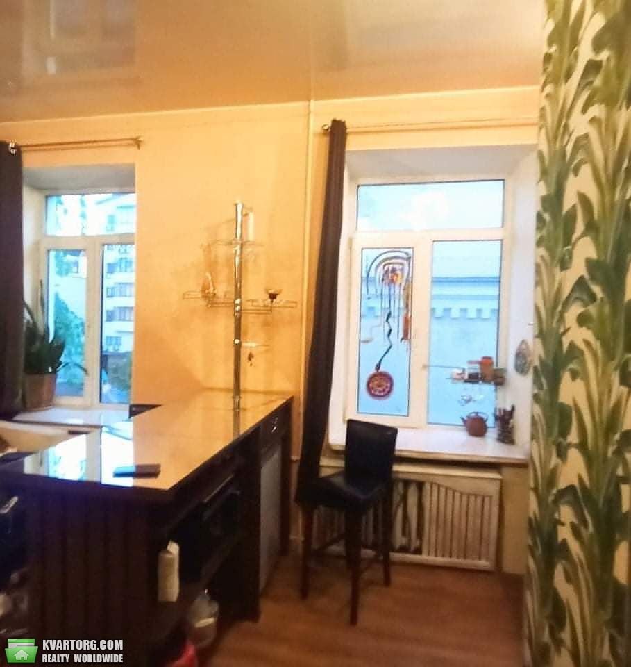 Rent out 1-room apartment. Киев,  метро Контрактовая площа — photo 2