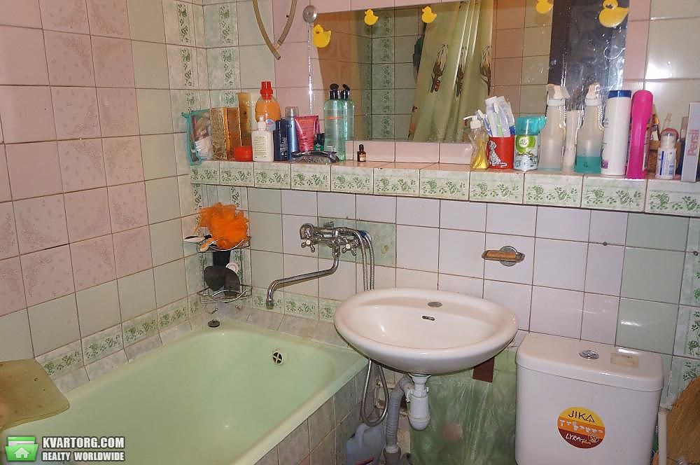 Sell 2-room apartment. Киев, Соборности пр — photo 4