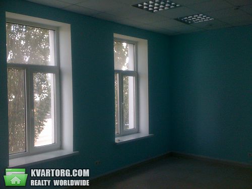 Rent out office. Киев, Новоконстантиновская — photo 2