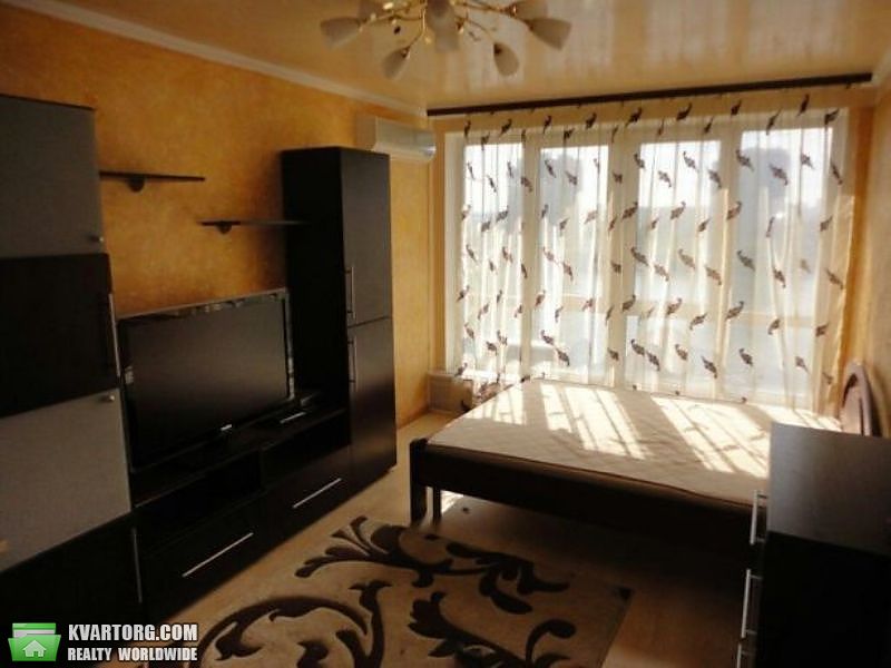 Sell 1-room apartment. Киев,  Березняковская — photo 2
