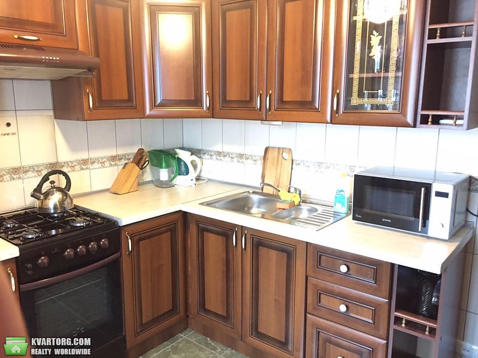 Rent out 2-room apartment. Киев,  Бучмы — photo 5