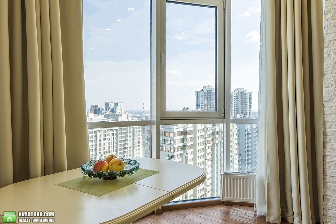 Rent out 1-room apartment. Киев,  Драгомирова — photo 4