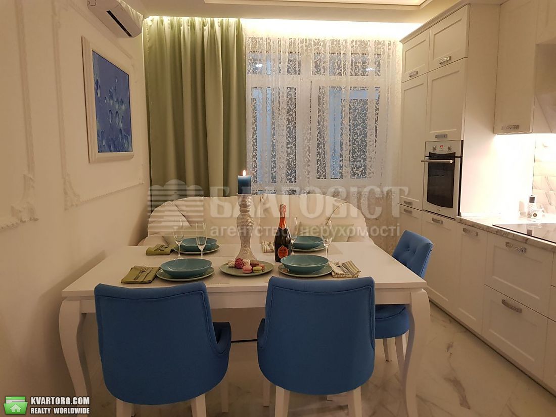 Rent out 2-room apartment. Киев,  Белорусская — photo 7