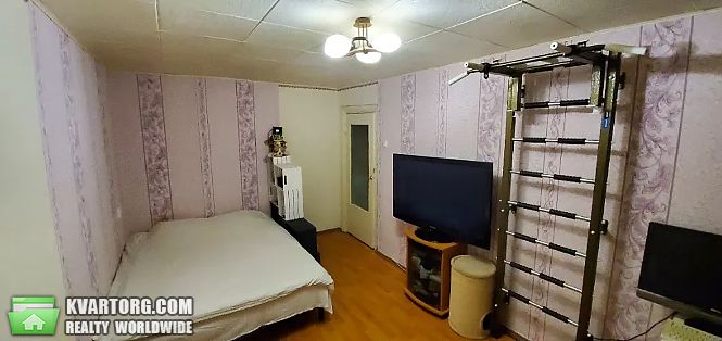 Sell 1-room apartment. Киев,  Дегтяревская — photo 1