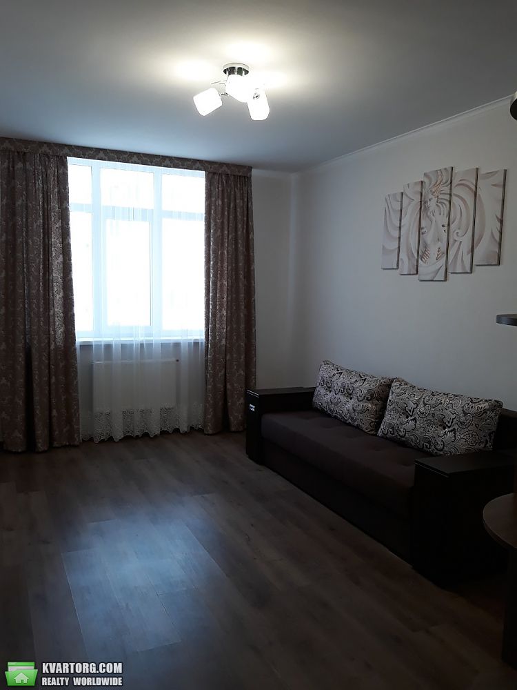 Rent out 1-room apartment. Киев, Пчилки — photo 6