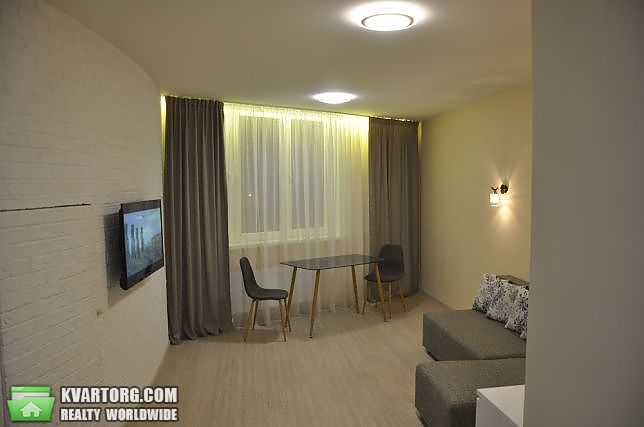 Rent out 1-room apartment. Киев,  Чавдар — photo 6