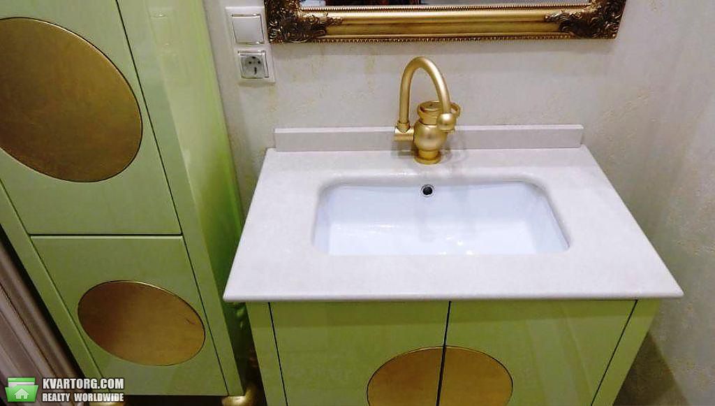 Rent out 3-room apartment. Киев,  Вышгородская — photo 9