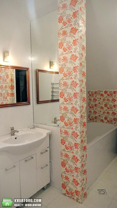 Rent out Townhouse. Киев,  Товарная — photo 9