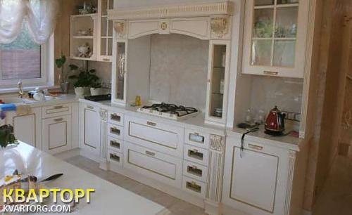 Rent out house. Киев, Русановские сады — photo 1